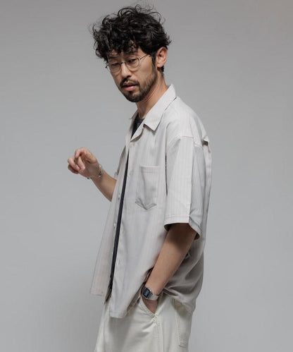 Reflax 功能性材料 輕鬆合身 條紋 開領襯衫 短袖