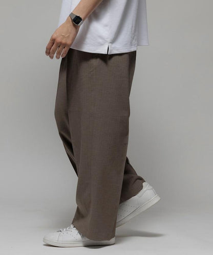 Reflax 功能性材料 寬鬆剪裁 輕鬆條紋西褲