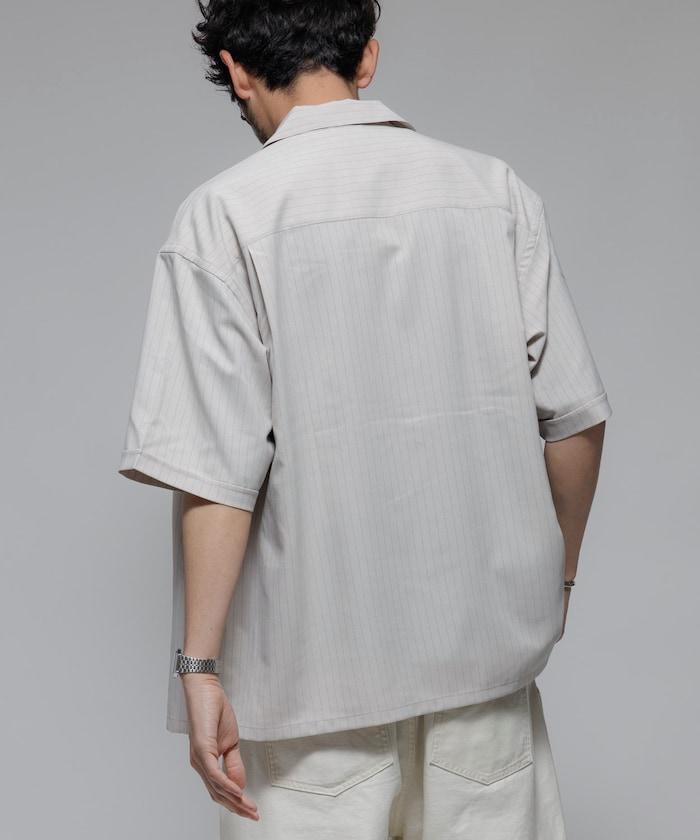 Reflax 功能性材料 輕鬆合身 條紋 開領襯衫 短袖