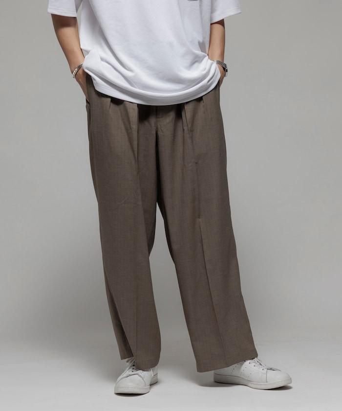 Reflax 功能性材料 寬鬆剪裁 輕鬆條紋西褲