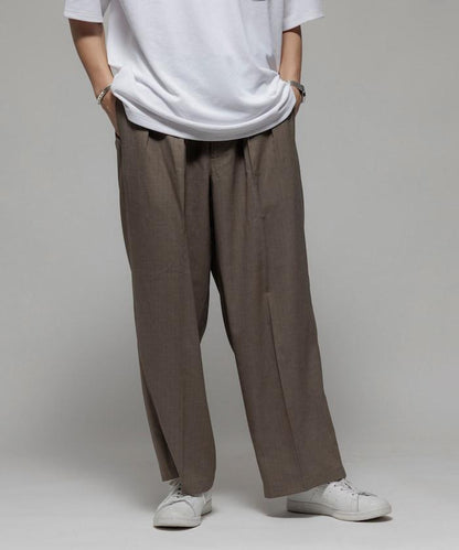 Reflax 功能性材料 寬鬆剪裁 輕鬆條紋西褲