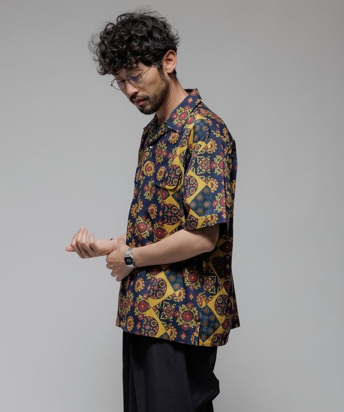 印度制 寬鬆版型 巴蒂克圖案印花 開領襯衫 短袖 小花紋