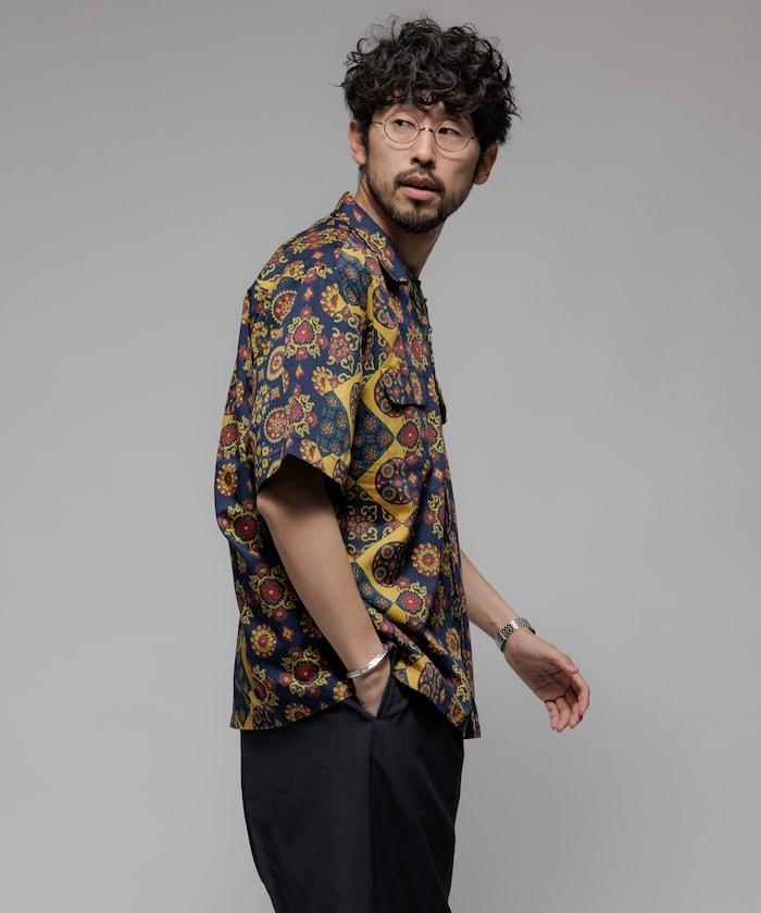 印度制 寬鬆版型 巴蒂克圖案印花 開領襯衫 短袖 小花紋