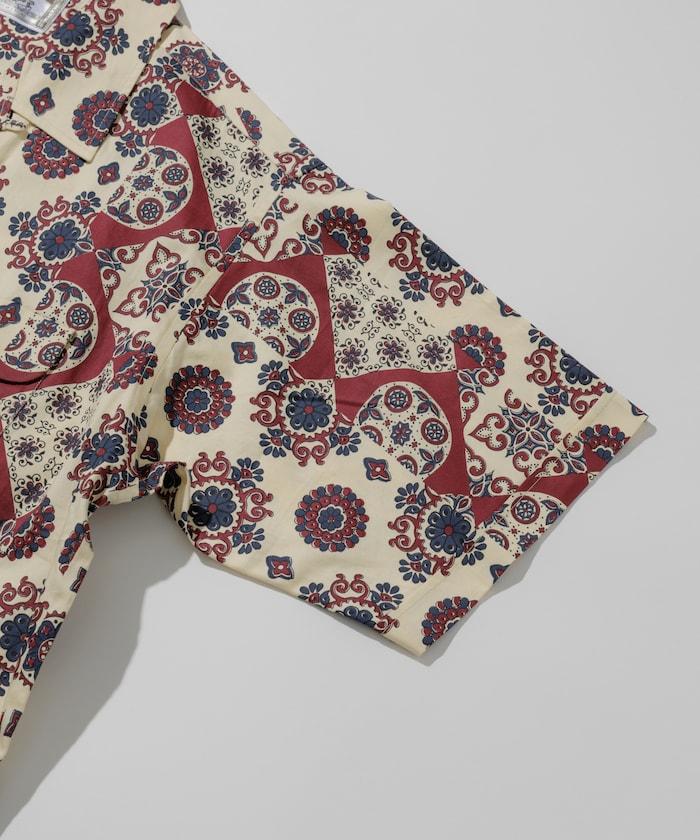 印度制 寬鬆版型 巴蒂克圖案印花 開領襯衫 短袖 小花紋