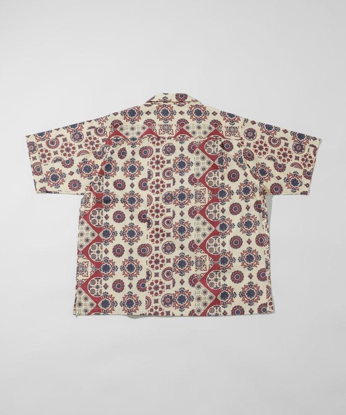 印度制 寬鬆版型 巴蒂克圖案印花 開領襯衫 短袖 小花紋