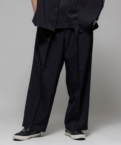 Reflax 功能性材料 寬鬆剪裁 輕鬆 休閒褲