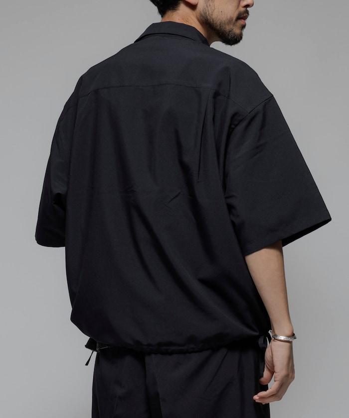 Reflax 功能性材料 輕鬆合身 半拉鍊襯衫 短袖