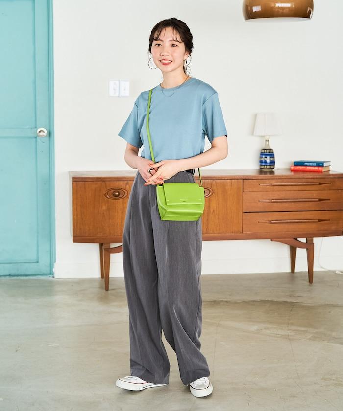 薄荷色圓領短袖T恤