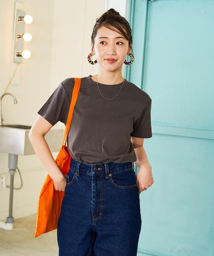 薄荷色圓領短袖T恤