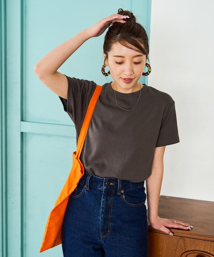 薄荷色圓領短袖T恤