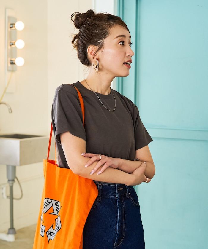 薄荷色圓領短袖T恤