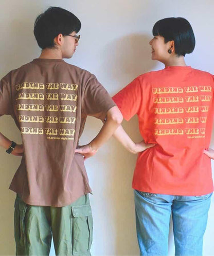 【連衣裙】【媽媽】想要一起購買的簡約logo半袖T恤