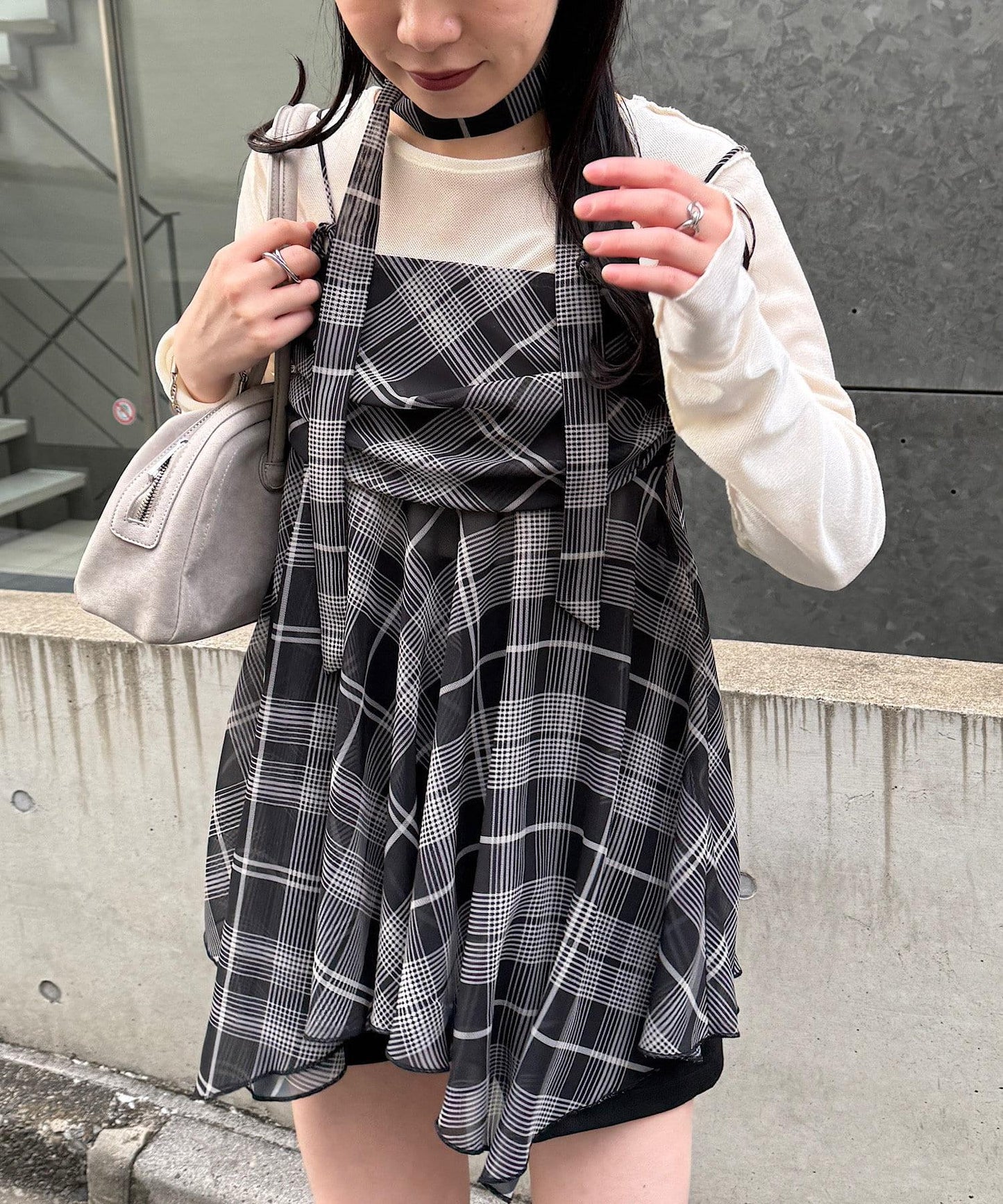 格紋不對稱連衣裙