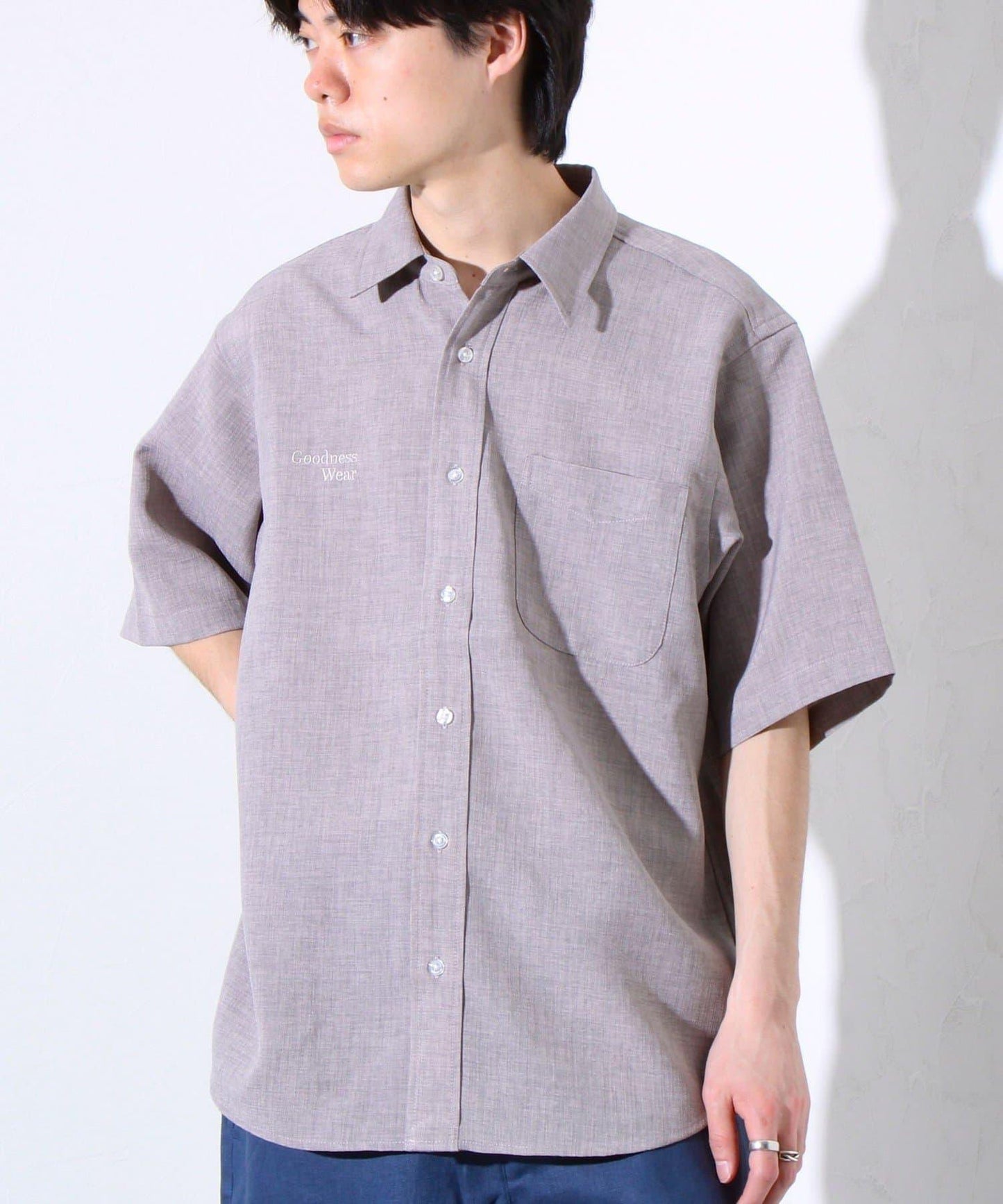 【GLOSTER】亞麻質感帆布 GOODNESS刺繡 短袖襯衫