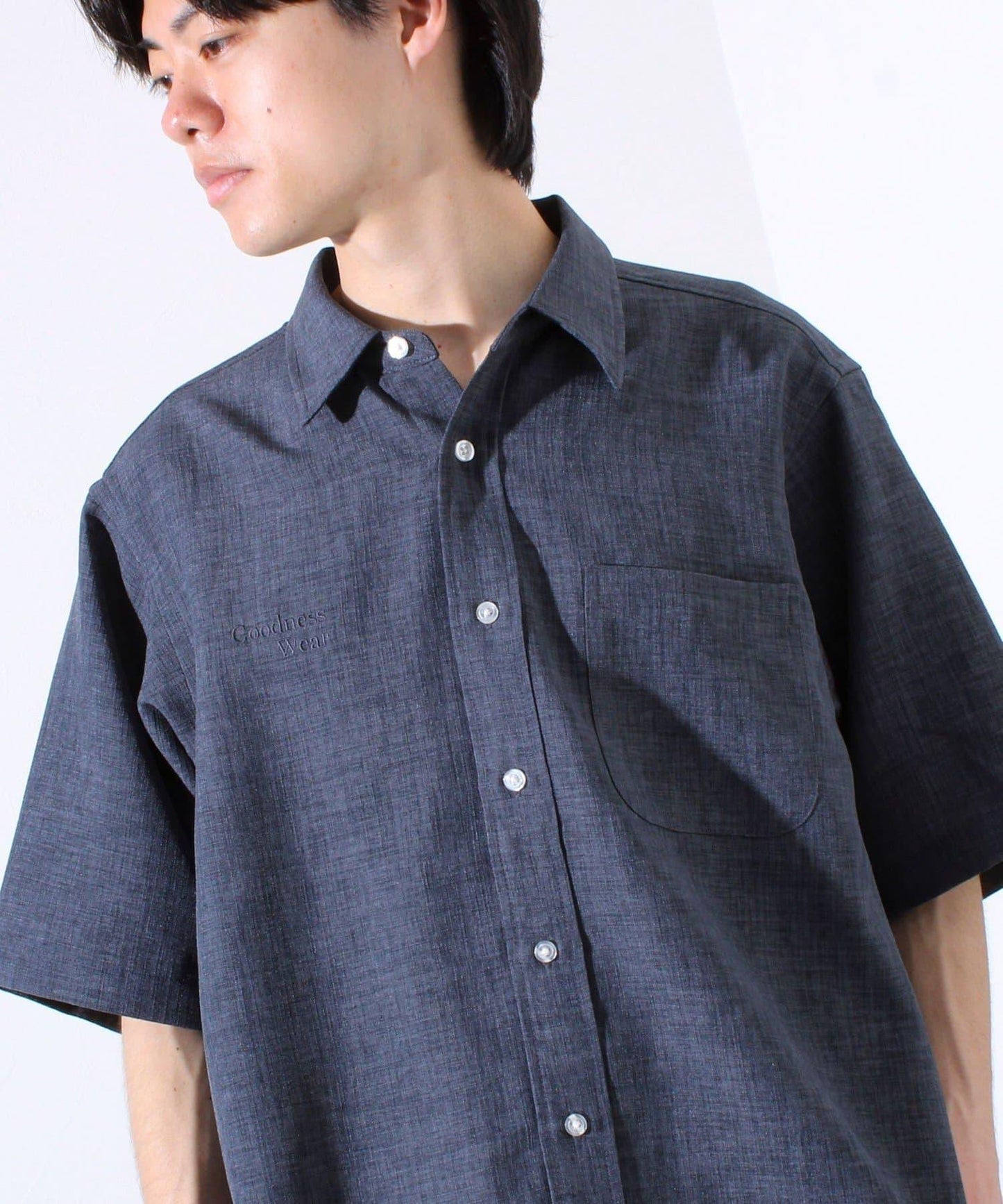 【GLOSTER】亞麻質感帆布 GOODNESS刺繡 短袖襯衫
