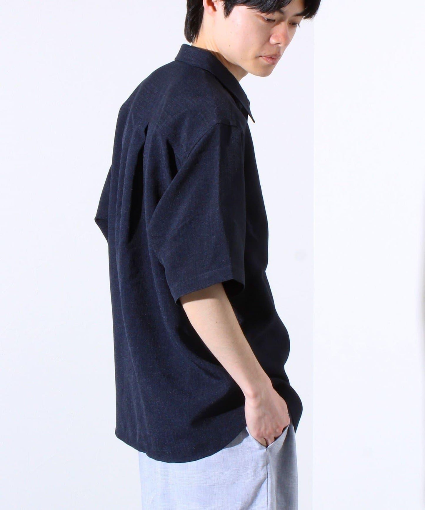 【GLOSTER】亞麻質感帆布 GOODNESS刺繡 短袖襯衫
