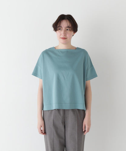 功能素材背部刺繡logo套頭衫
