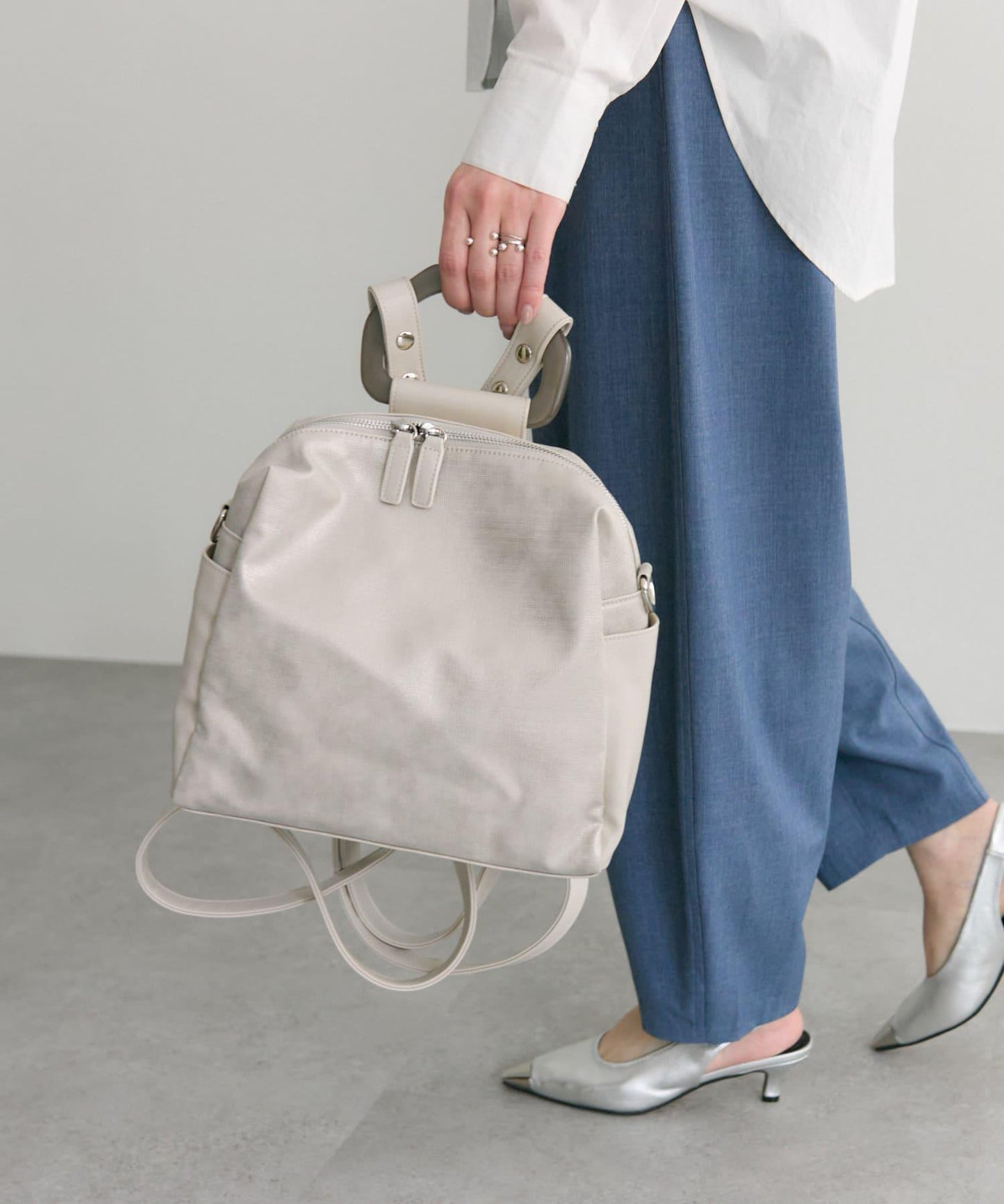 中號四用途雙肩揹包