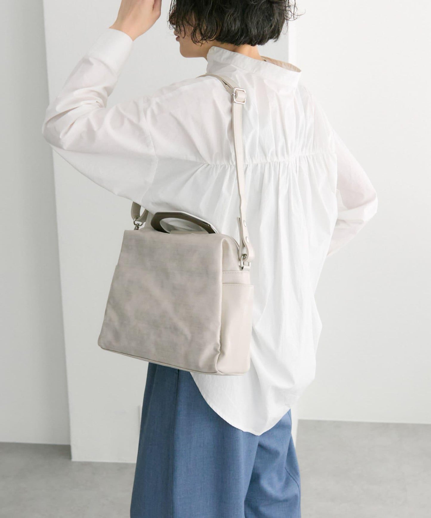 中號四用途雙肩揹包