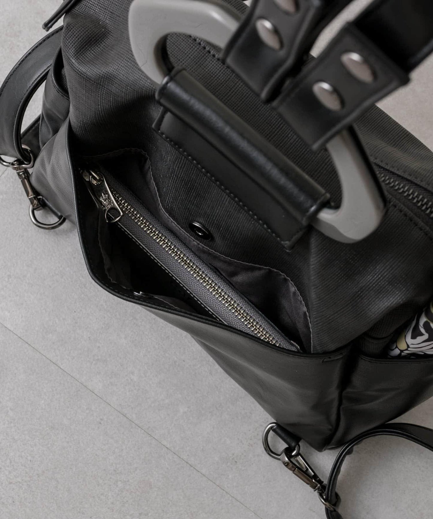 中號四用途雙肩揹包