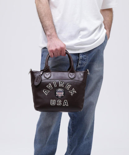 《直營店限定》學院風真皮迷你手提袋/VARSITY LEATHER MINI TOTE BAG/AVX5626