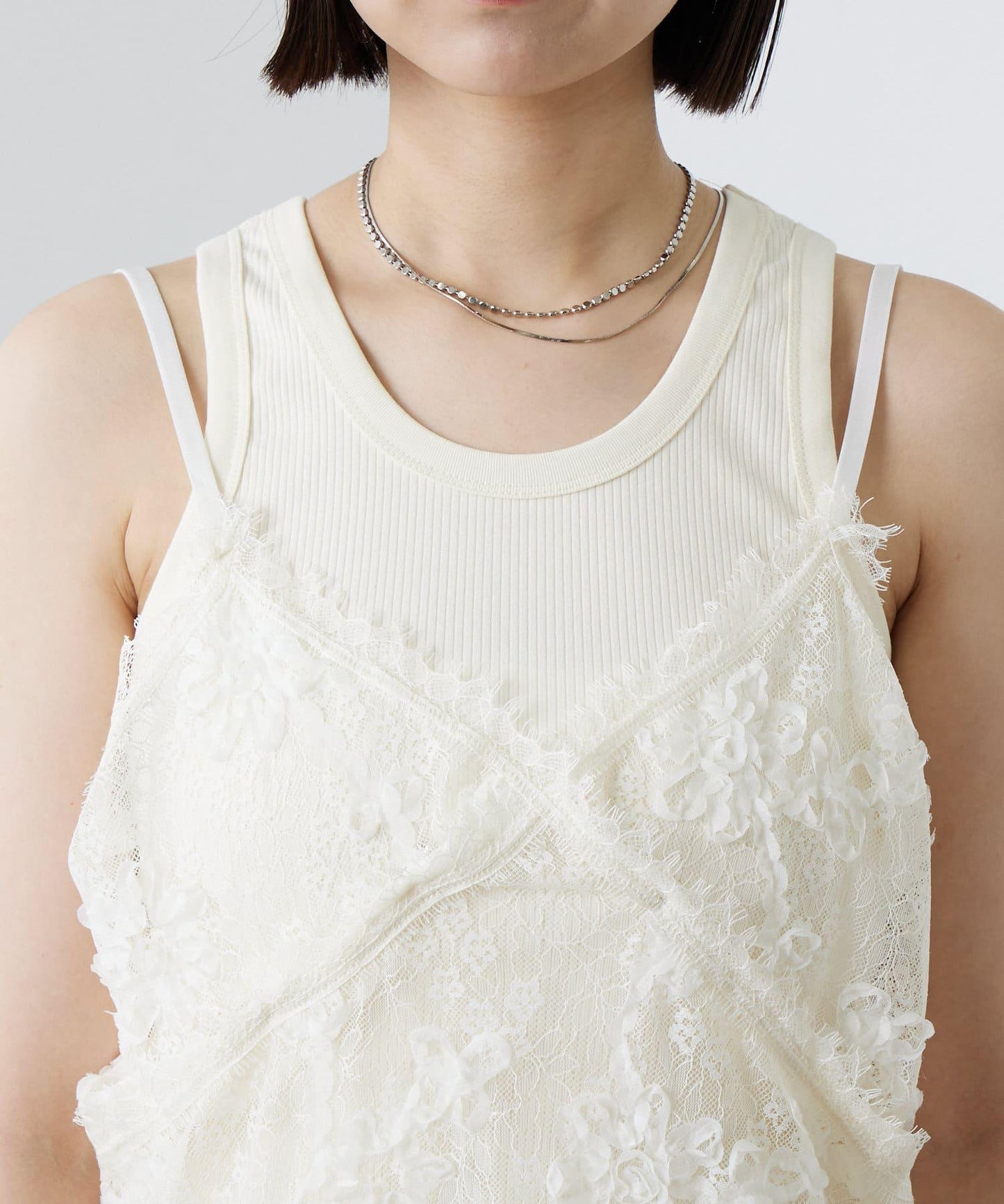 蕾絲V領吊帶長款上衣