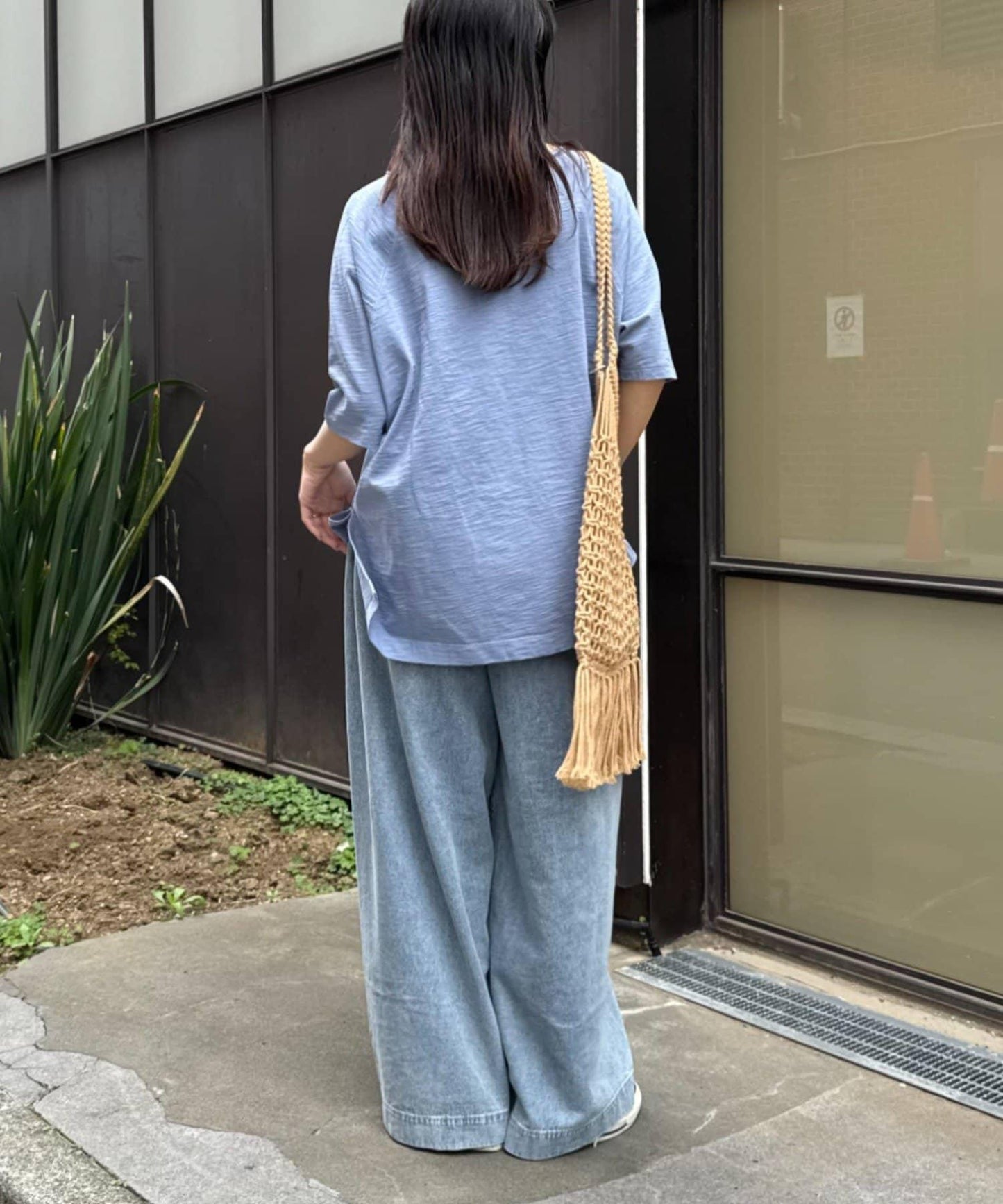 柔軟寬鬆牛仔褲