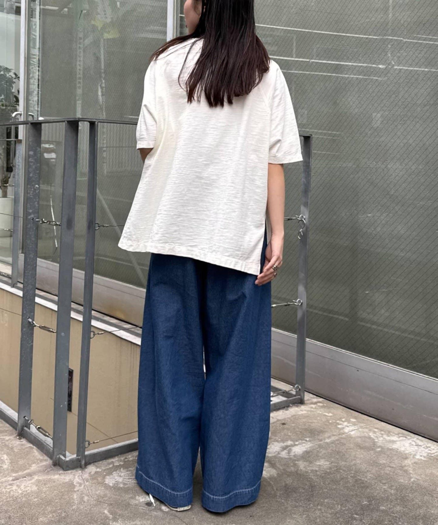 柔軟寬鬆牛仔褲