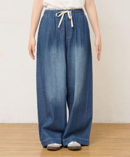 柔軟寬鬆牛仔褲