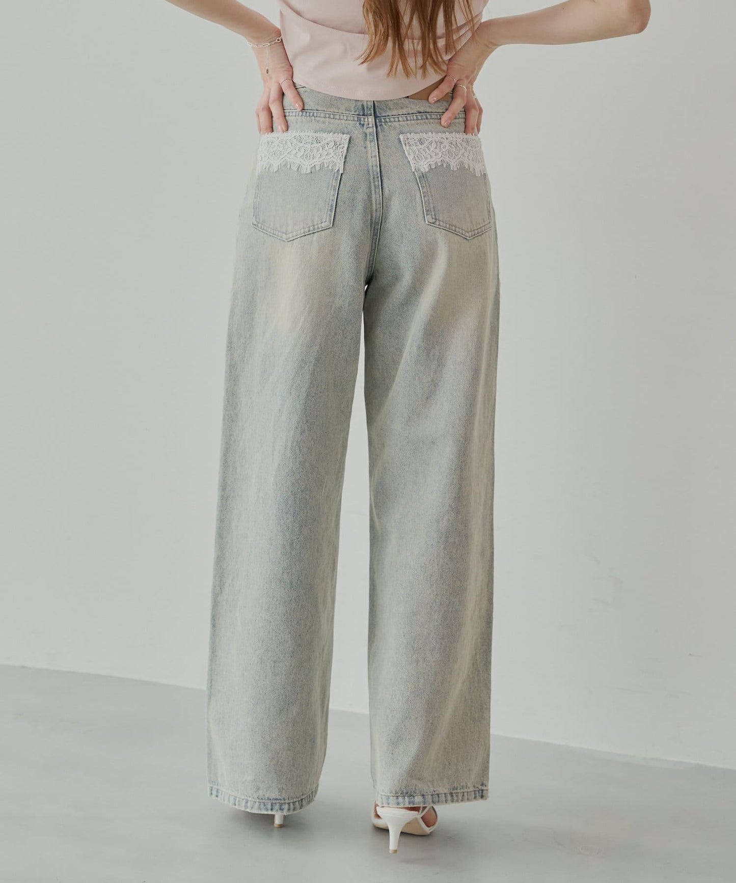 口袋寬鬆牛仔褲