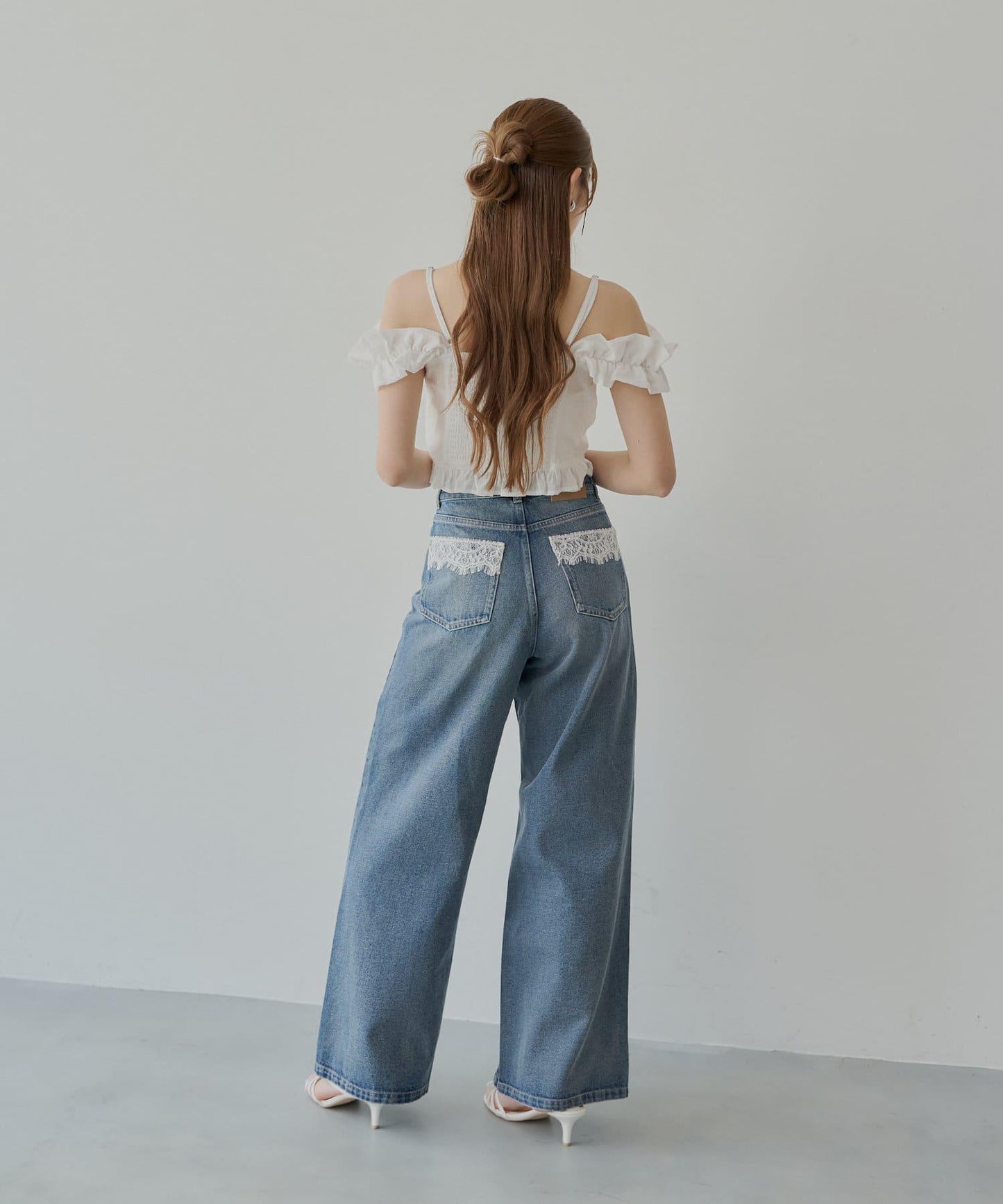 口袋寬鬆牛仔褲