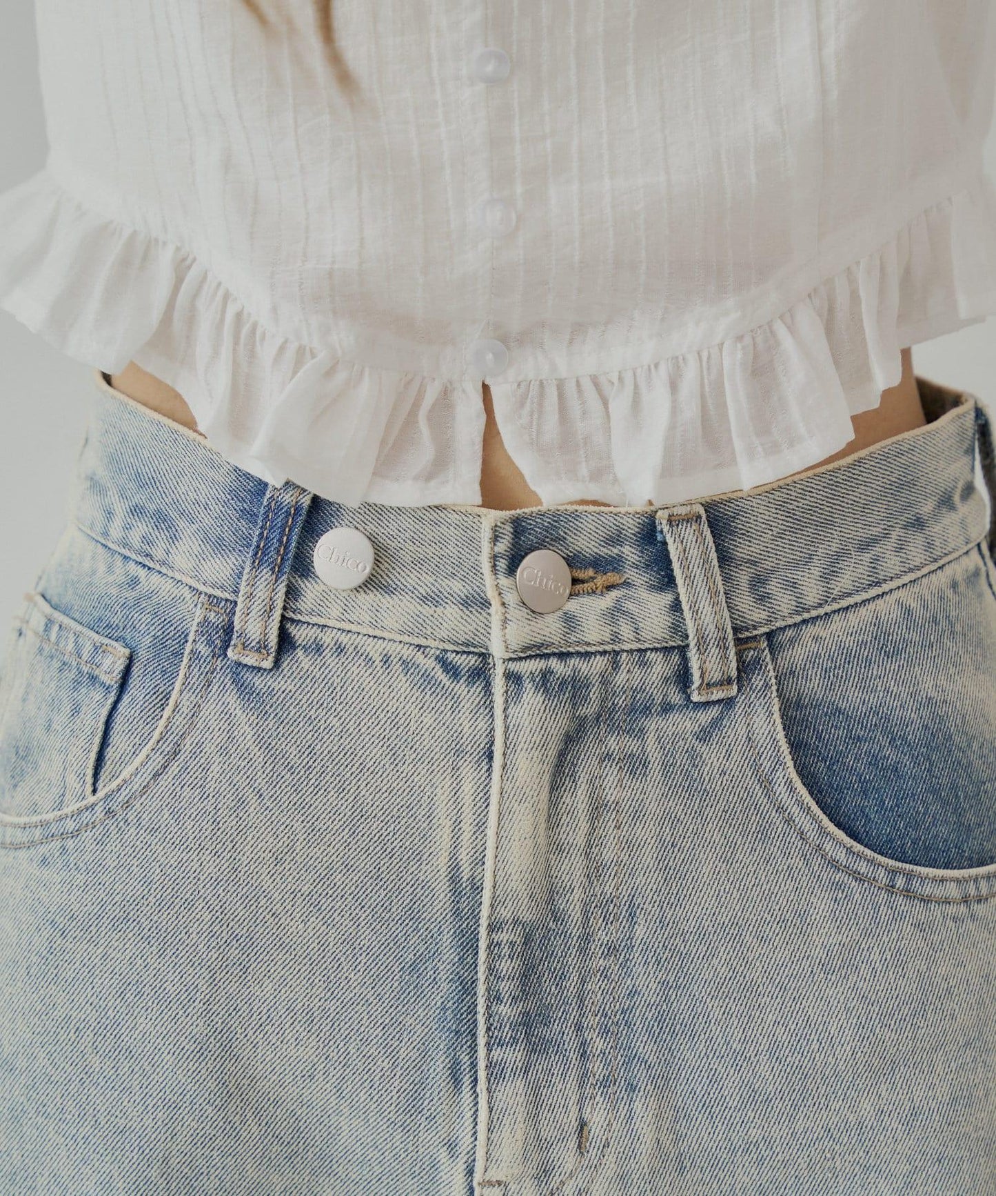 口袋寬鬆牛仔褲