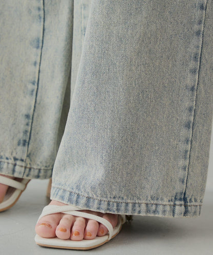 口袋寬鬆牛仔褲