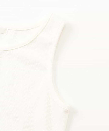 卡薩奇爾T恤和背心套裝