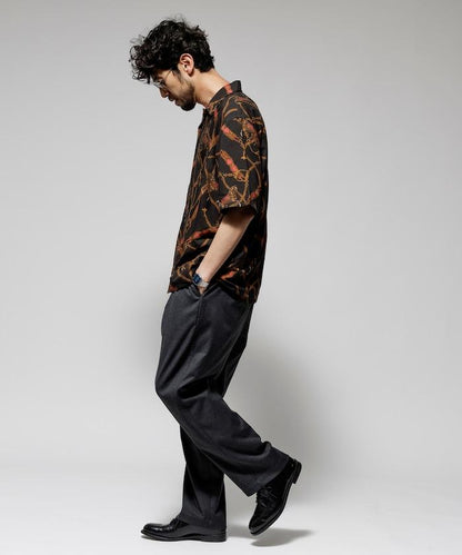 舒適版型 可水洗 人造絲 方巾圖案 開領襯衫 短袖