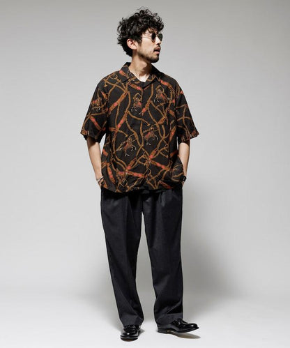 舒適版型 可水洗 人造絲 方巾圖案 開領襯衫 短袖