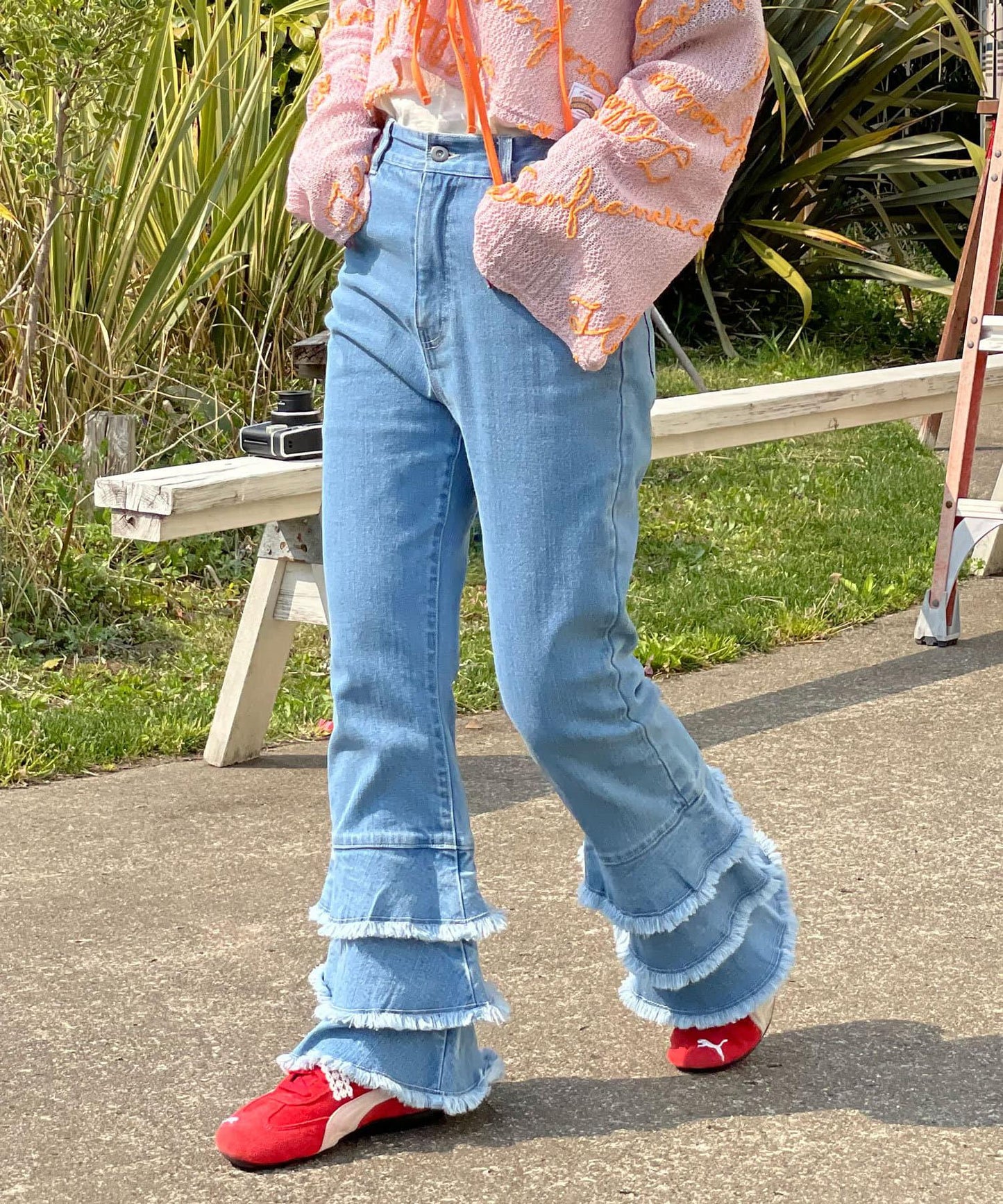 5/1（星期四）10:00開始【HELLO.SANFRANCISCO/你好，舊金山】下襬荷葉邊喇叭牛仔褲