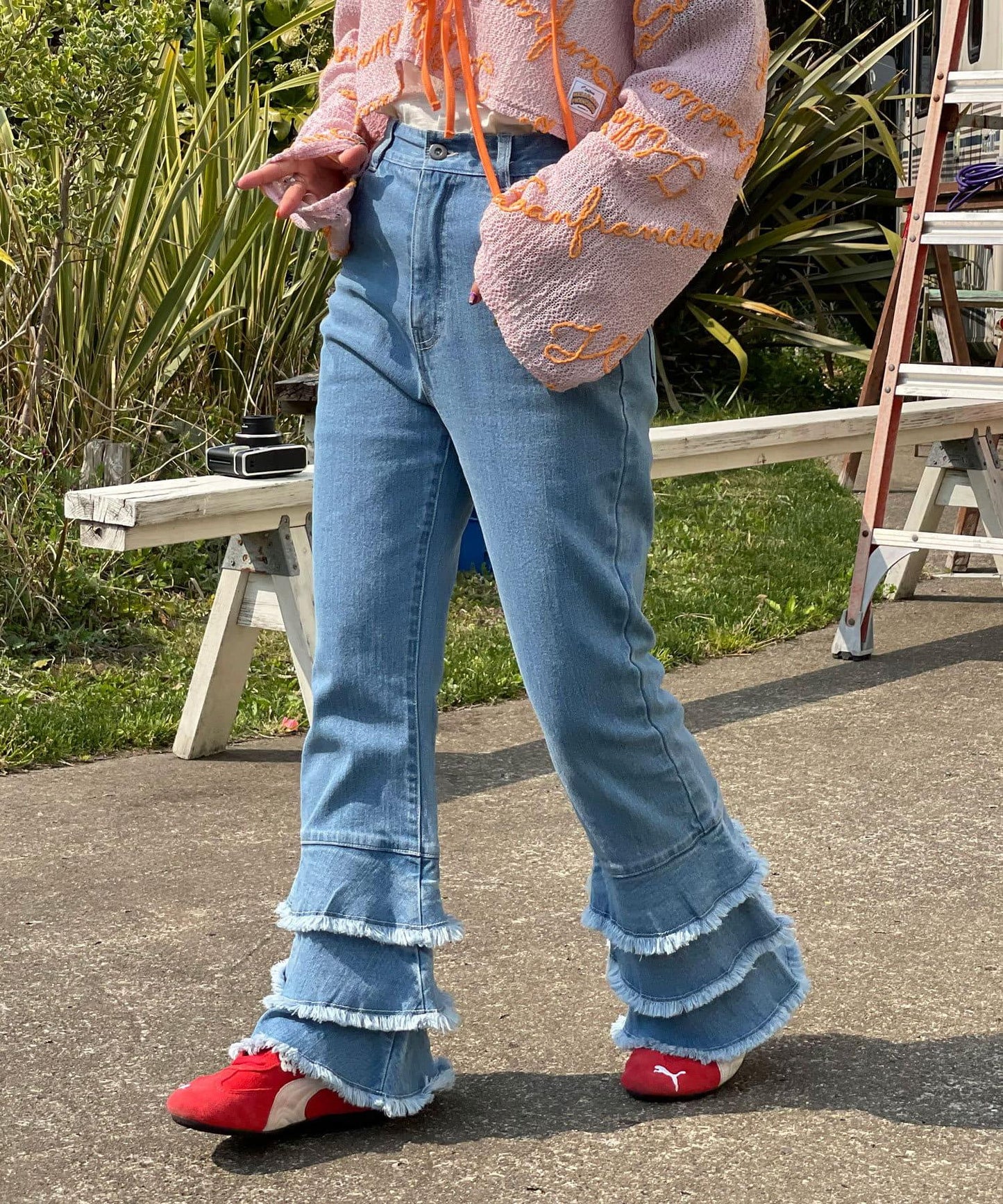 5/1（星期四）10:00開始【HELLO.SANFRANCISCO/你好，舊金山】下襬荷葉邊喇叭牛仔褲