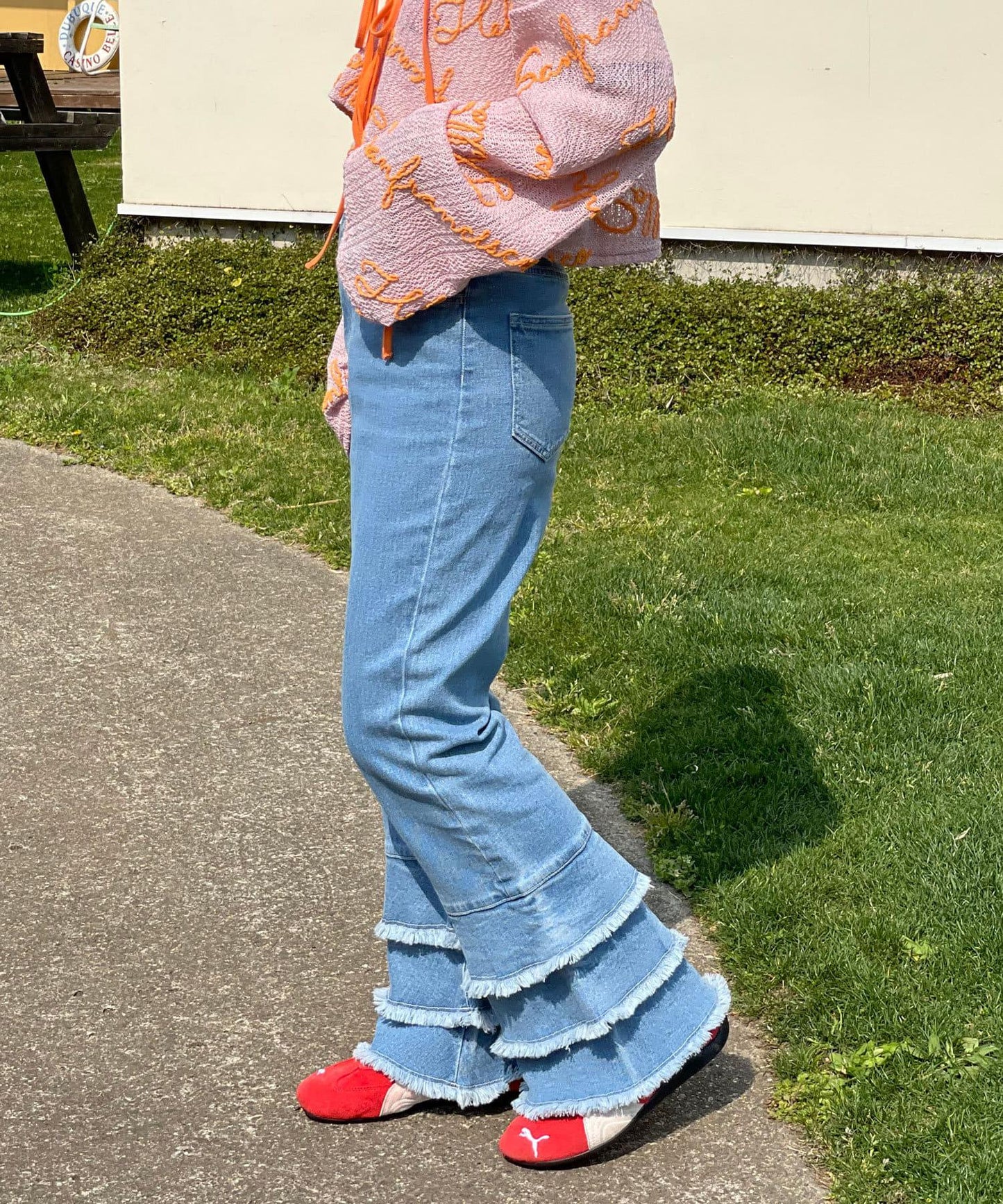 5/1（星期四）10:00開始【HELLO.SANFRANCISCO/你好，舊金山】下襬荷葉邊喇叭牛仔褲