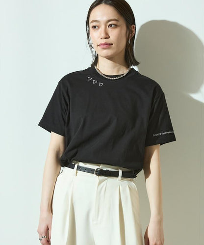 有機棉 心形 標誌刺繡T恤 / 圓領 單點標誌 刺繡短袖T恤