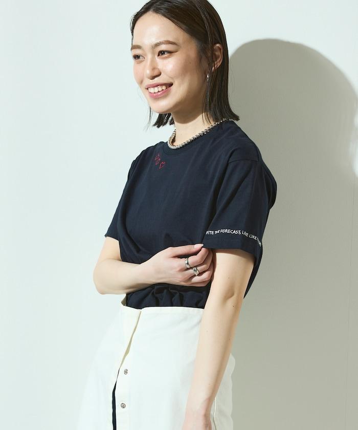 有機棉 心形 標誌刺繡T恤 / 圓領 單點標誌 刺繡短袖T恤