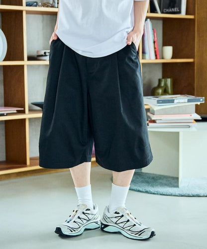 寬鬆款帆布褶皺寬腿短褲