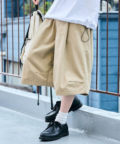 寬鬆款帆布褶皺寬腿短褲
