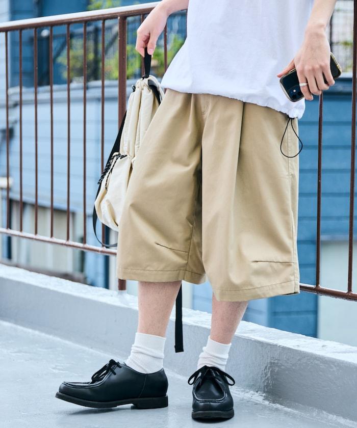 寬鬆款帆布褶皺寬腿短褲