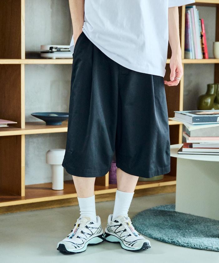 寬鬆款帆布褶皺寬腿短褲