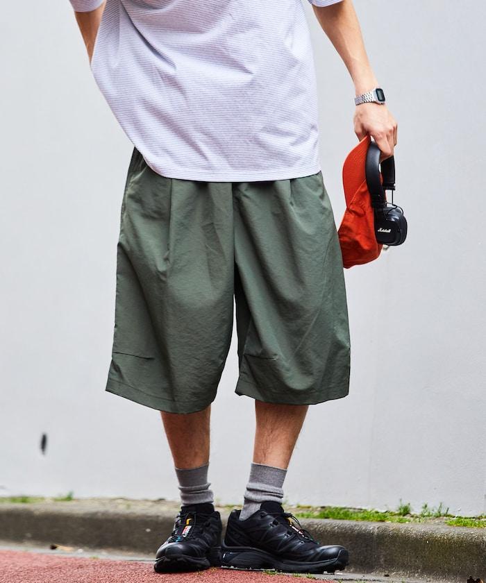 寬鬆款 尼龍 折褶 寬鬆 休閒短褲