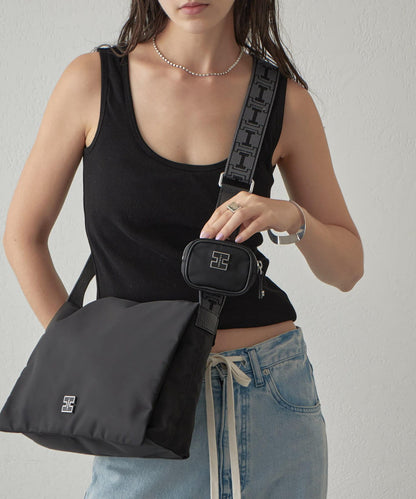 【即將上市】阿爾戈 中號尼龍/鹿皮肩揹包