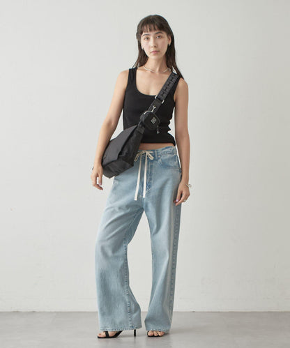 【即將上市】阿爾戈 中號尼龍/鹿皮肩揹包