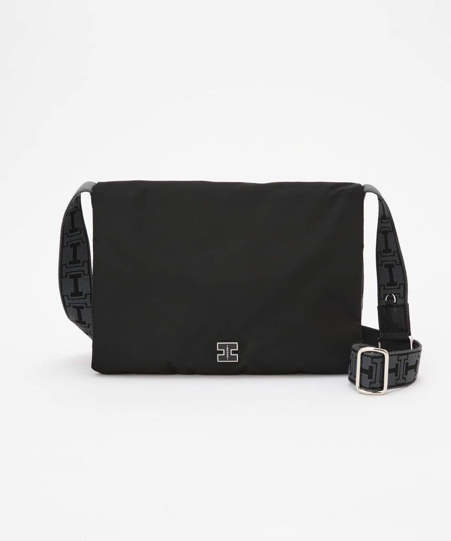 【即將上市】阿爾戈 中號尼龍/鹿皮肩揹包