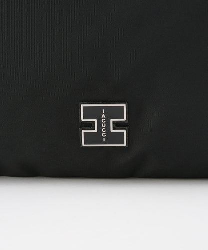 【即將上市】阿爾戈 中號尼龍/鹿皮肩揹包